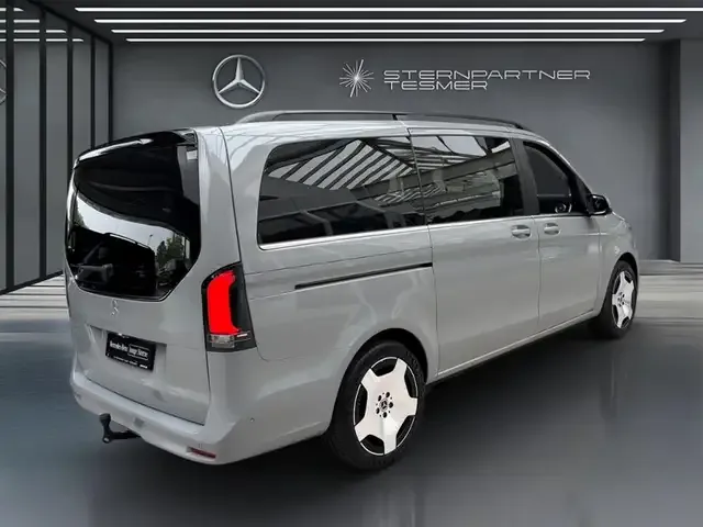 Mercedes-Benz V 250