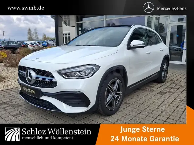 Mercedes-Benz GLA 200