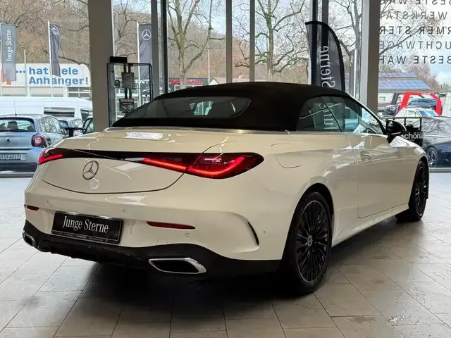 Mercedes-Benz CLE 200