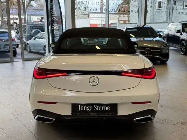 Mercedes-Benz CLE 200