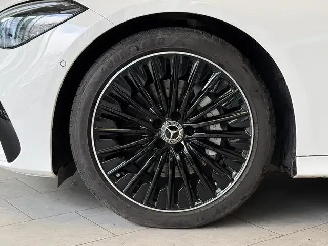 Mercedes-Benz CLE 200