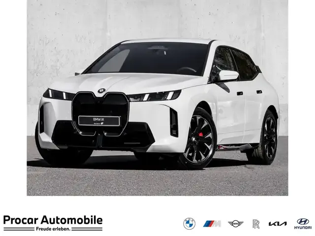 BMW iX