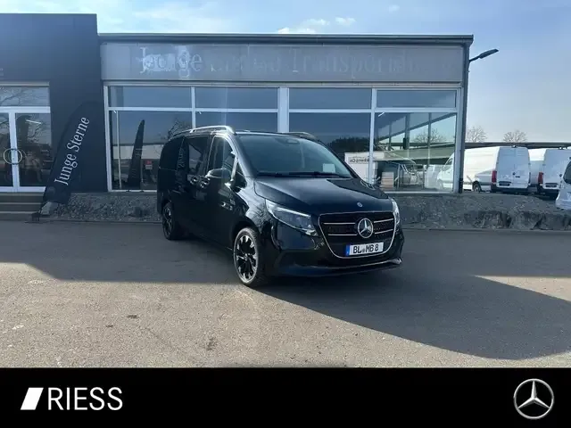 Mercedes-Benz V 250