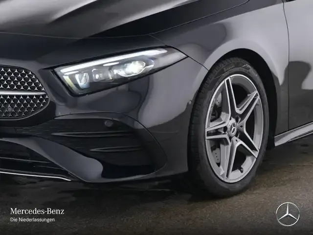 Mercedes-Benz A 220