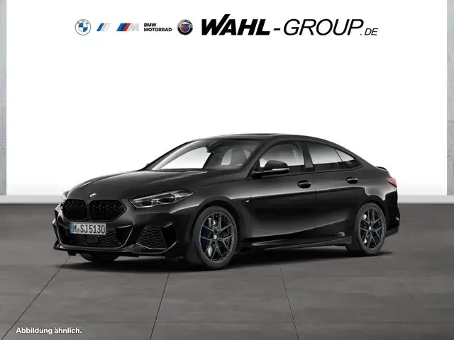 BMW 235