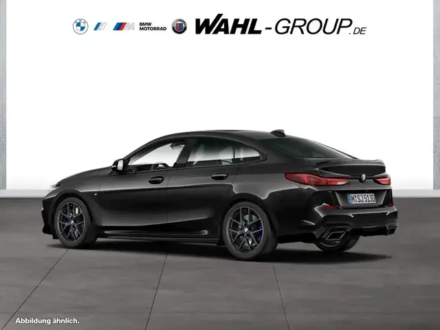 BMW 235