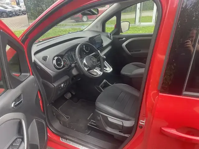 Mercedes-Benz T-Class