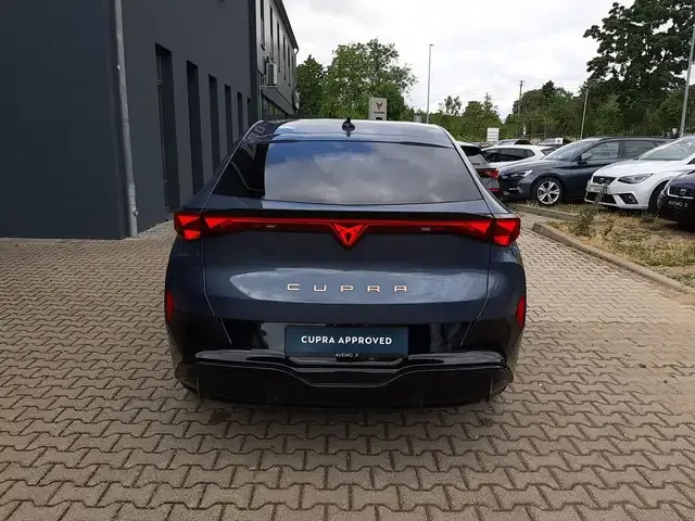 CUPRA Tavascan