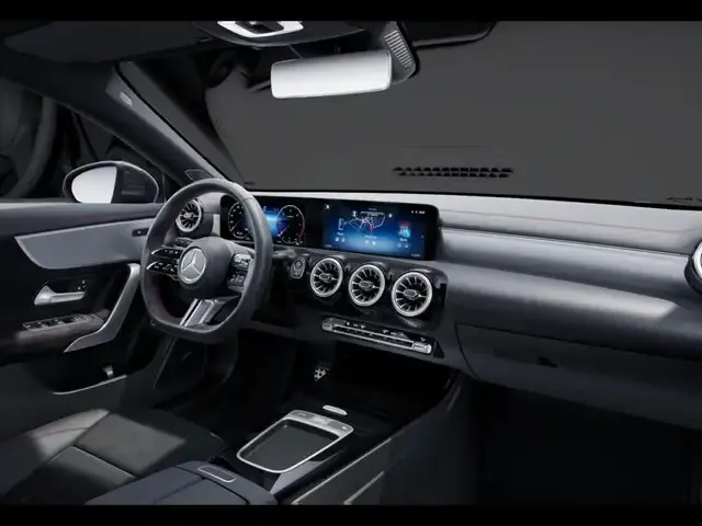 Mercedes-Benz CLA 220