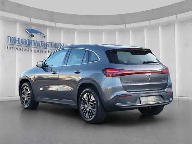 Mercedes-Benz EQA 300