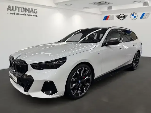 BMW i5