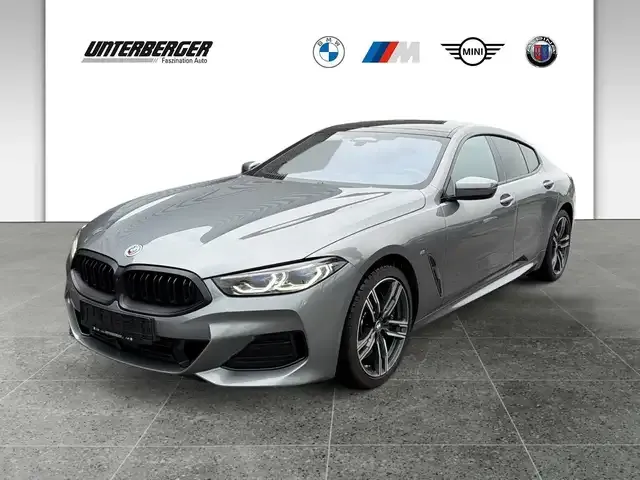 BMW 840