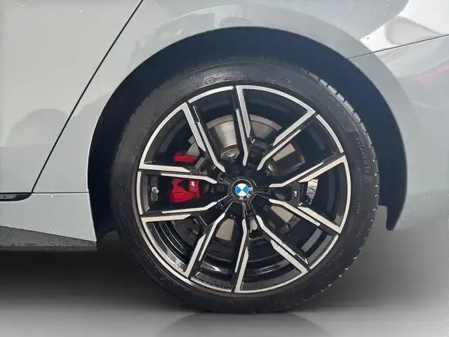 BMW 440