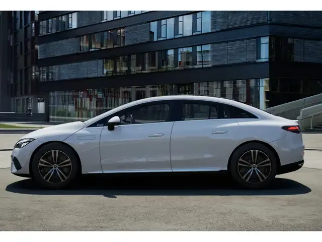 Mercedes-Benz EQE 300