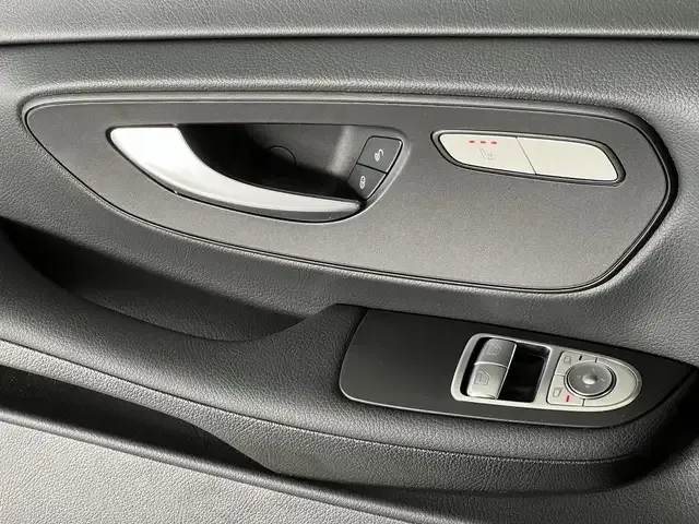 Mercedes-Benz EQV 300