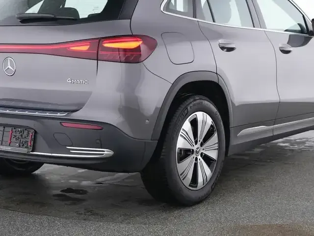 Mercedes-Benz EQA 300