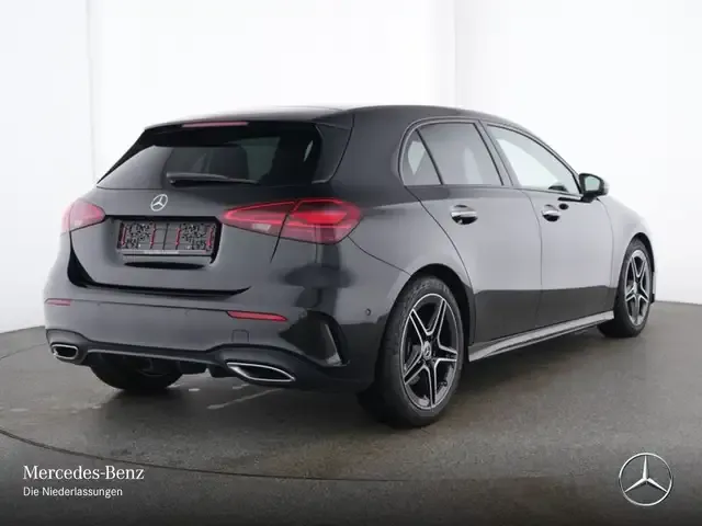 Mercedes-Benz A 220