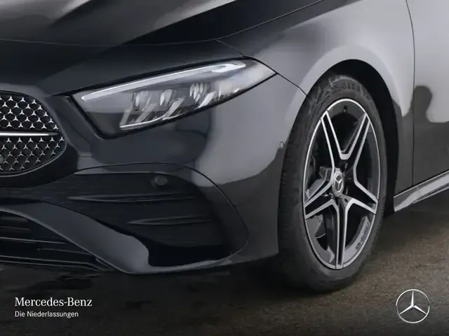 Mercedes-Benz A 220