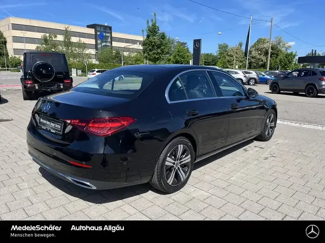 Mercedes-Benz C 220