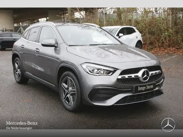Mercedes-Benz GLA 250