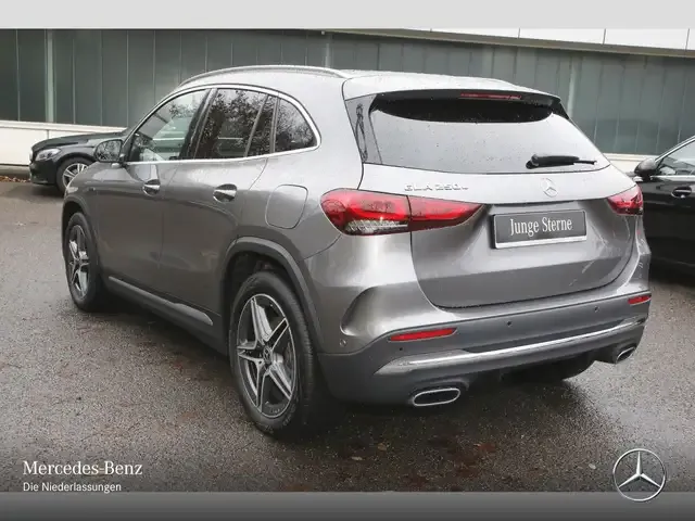 Mercedes-Benz GLA 250
