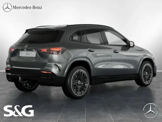 Mercedes-Benz GLA 200