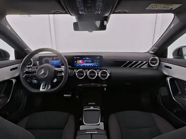 Mercedes-Benz CLA 35 AMG
