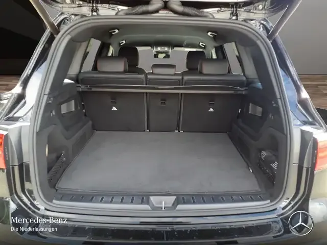 Mercedes-Benz EQB 300