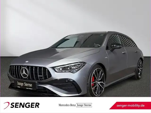 Mercedes-Benz CLA 35 AMG