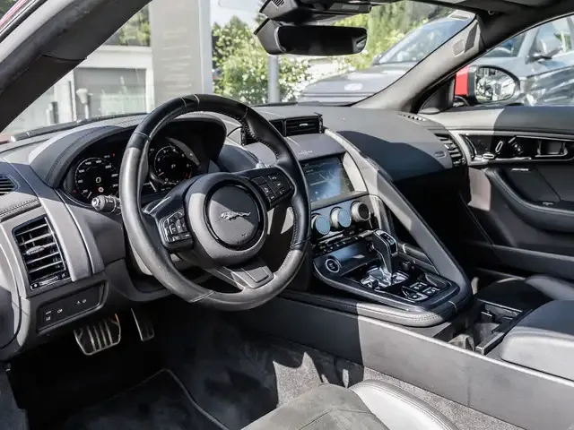 Jaguar F-Type