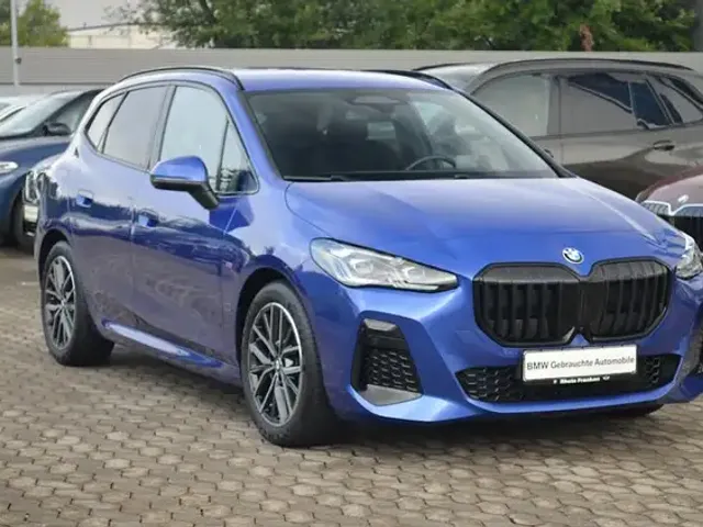 BMW 218