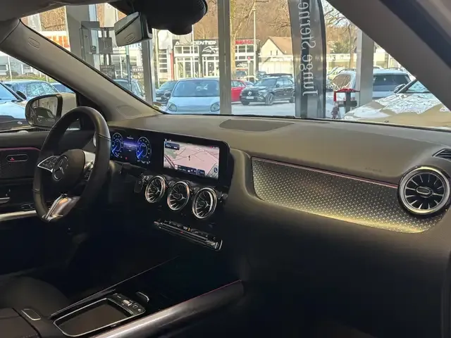 Mercedes-Benz EQA 350