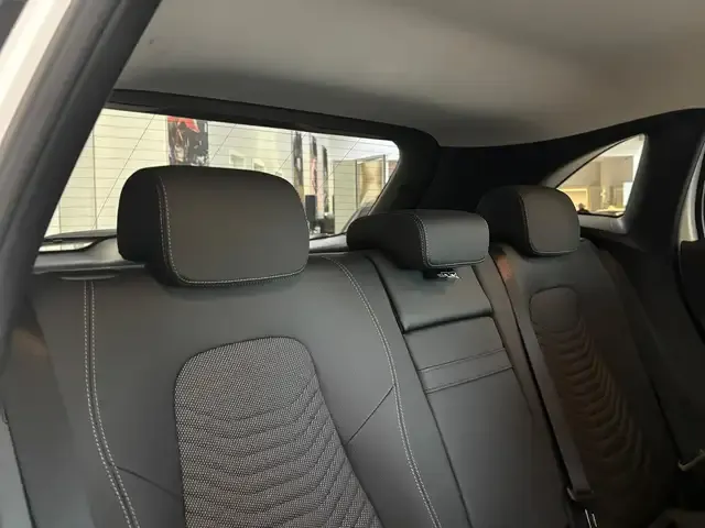 Mercedes-Benz EQA 350