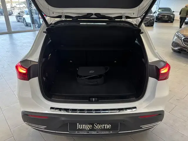 Mercedes-Benz EQA 350