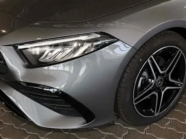 Mercedes-Benz A 200