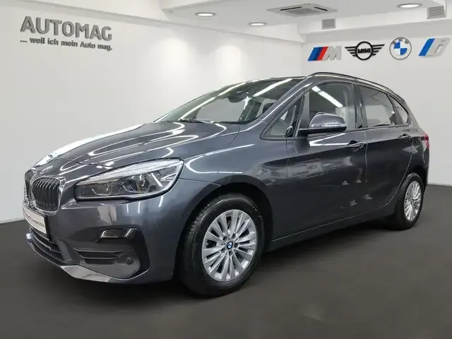 BMW 218