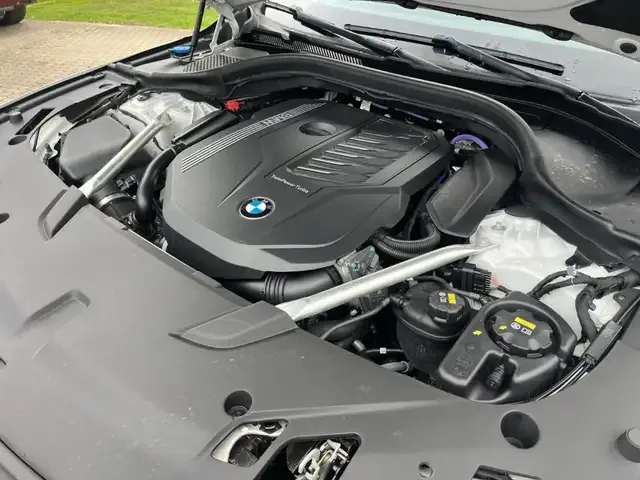 BMW 640