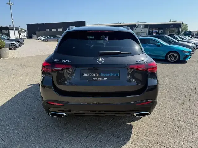 Mercedes-Benz GLC 300