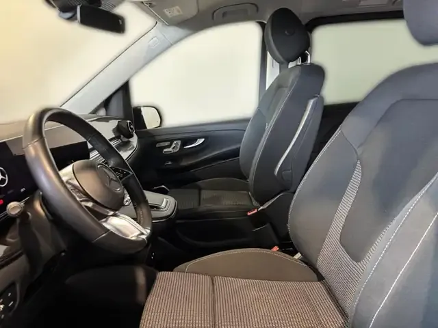 Mercedes-Benz EQV 300