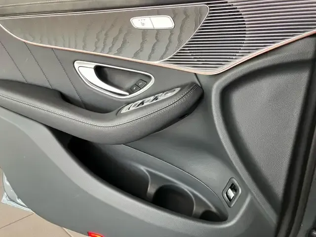 Mercedes-Benz EQC 400