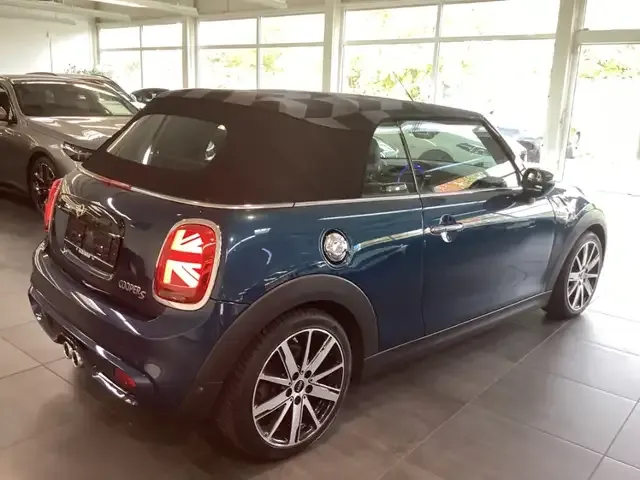 MINI Cooper S Cabrio