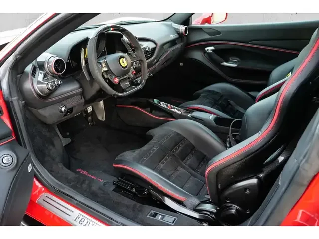 Ferrari F8 Tributo