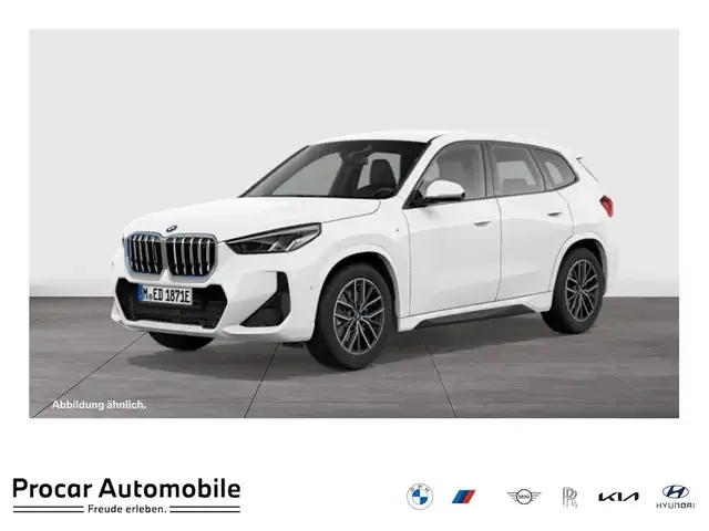 BMW iX1
