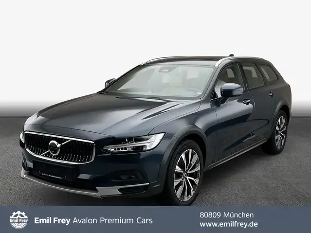 Volvo V90 Cross Country
