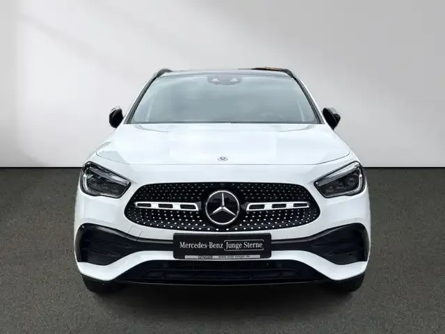 Mercedes-Benz GLA 250