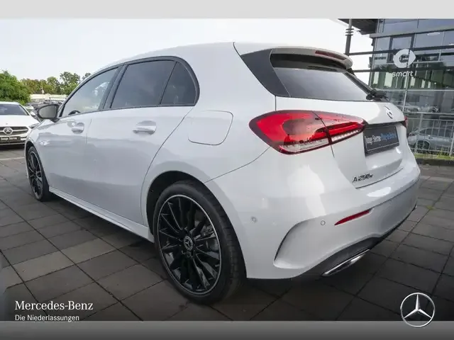 Mercedes-Benz A 250