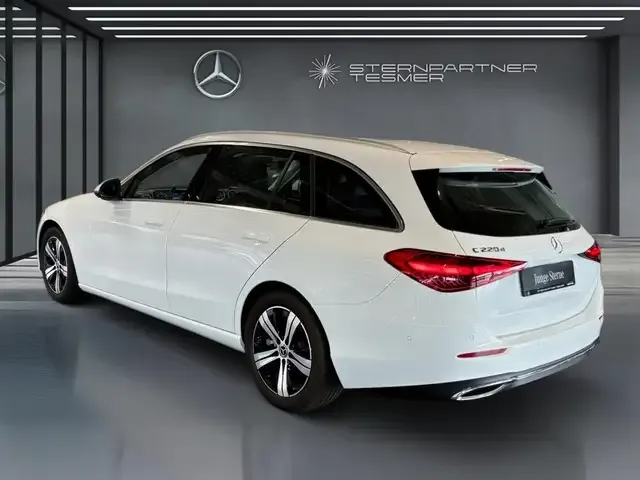 Mercedes-Benz C 220