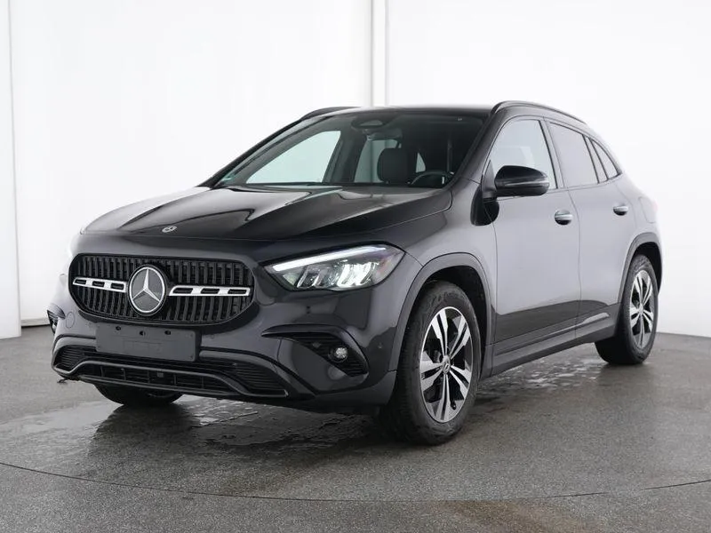 Mercedes-Benz GLA 220