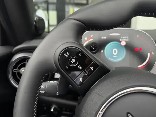 MINI John Cooper Works Cabrio