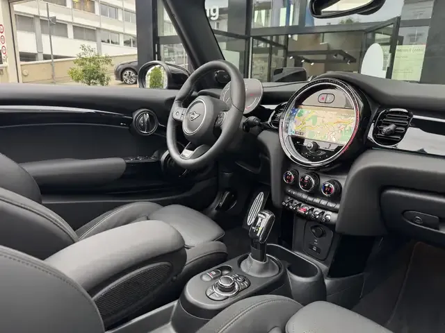 MINI John Cooper Works Cabrio